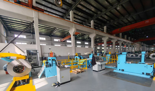 Copper, aluminum and their alloy strip precision slitting unit